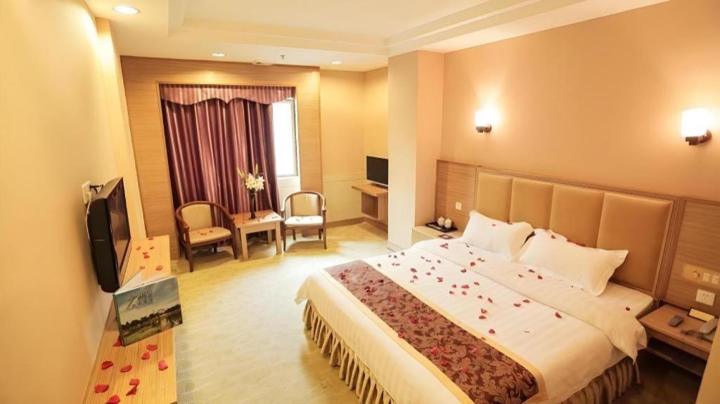 Airport Liwan Hotel Kanton Exterior foto
